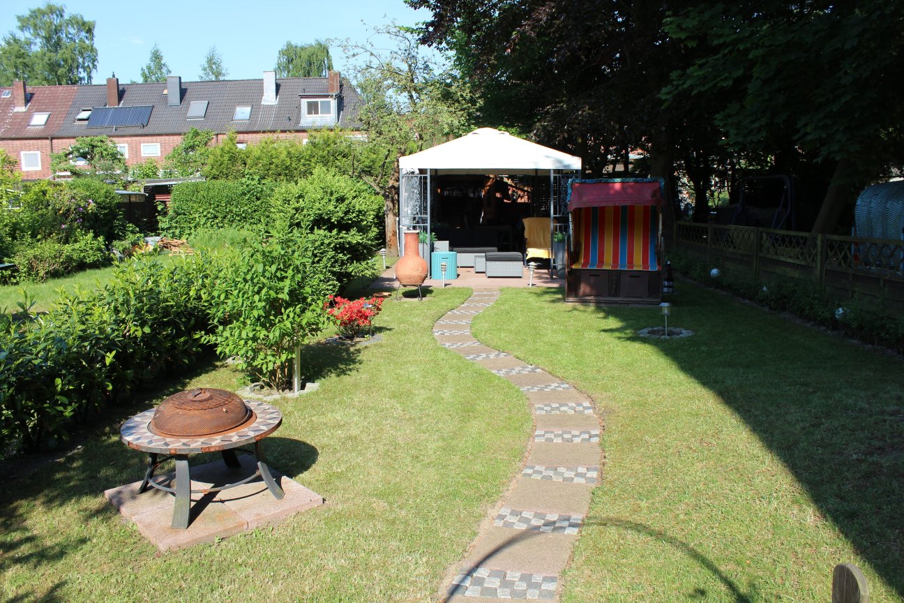 Our garden, May 2018